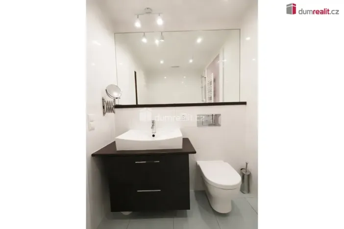 Pronájem bytu 3+kk, Praha - Modřany, Štolcova, 72 m2