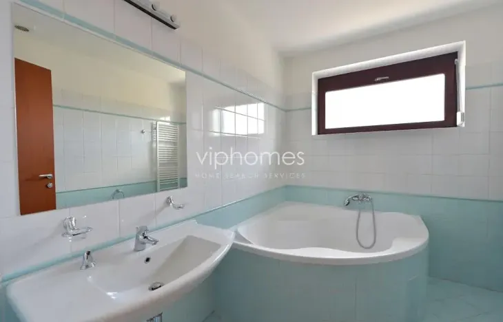 Pronájem rodinného domu, Praha - Nebušice, Nebušická, 360 m2