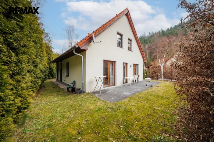 Prodej rodinného domu, Karlovy Vary, Slovenská, 137 m2