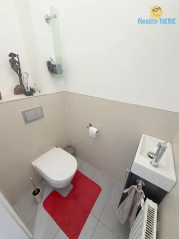 Pronájem rodinného domu, Horoměřice, Karla IV., 94 m2