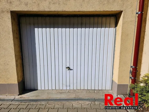 Pronájem garáže, Brno - Královo Pole, Dalimilova, 18 m2