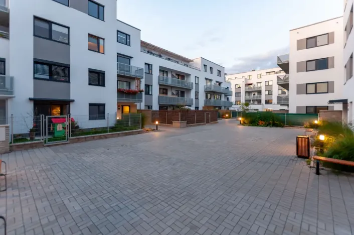 Pronájem bytu 3+kk, Praha - Uhříněves, Za Lípou, 79 m2