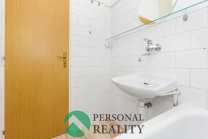 Pronájem bytu 3+1, Pardubice, Benešovo náměstí, 83 m2