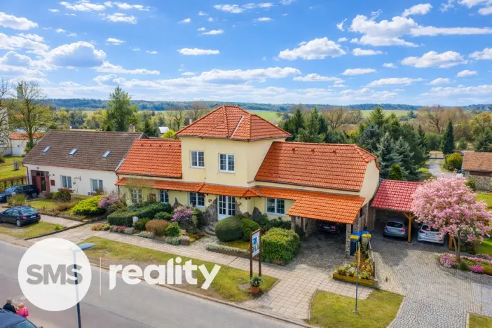 Prodej rodinného domu, Štítary, 327 m2