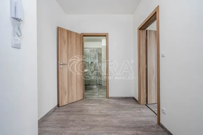 Prodej bytu 2+kk, Praha - Hlubočepy, Ke Smíchovu, 47 m2