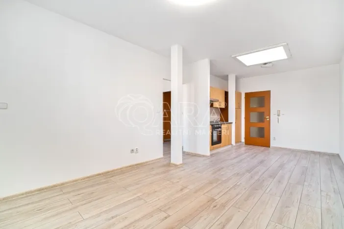 Pronájem bytu 2+kk, Ostrava - Mariánské Hory, Jiřího Trnky, 44 m2