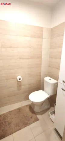 Pronájem bytu 2+kk, Bruntál, nám. Míru, 70 m2