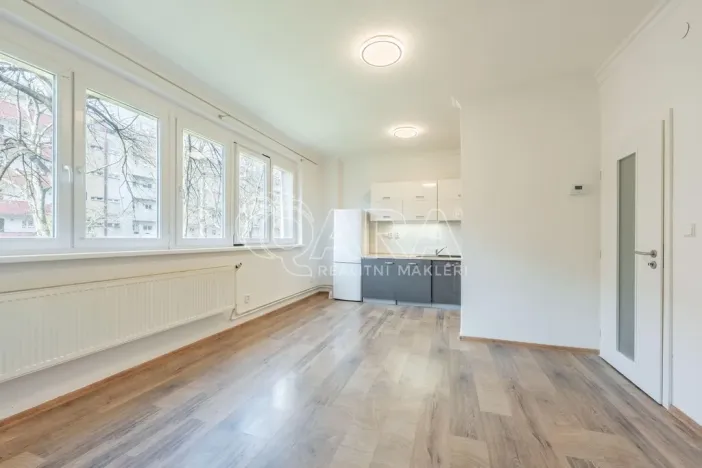 Pronájem bytu 2+kk, Praha - Krč, Humpolecká, 42 m2