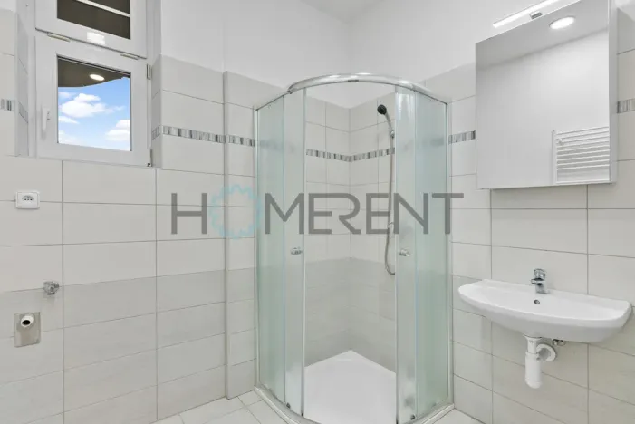 Pronájem kanceláře, Liberec - Liberec III-Jeřáb, nám. Soukenné, 106 m2