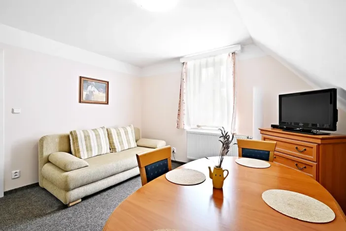 Prodej vícegeneračního domu, Nové Hamry, 660 m2