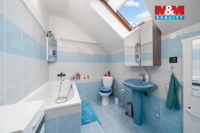 Prodej rodinného domu, Osek, Sokolská, 345 m2