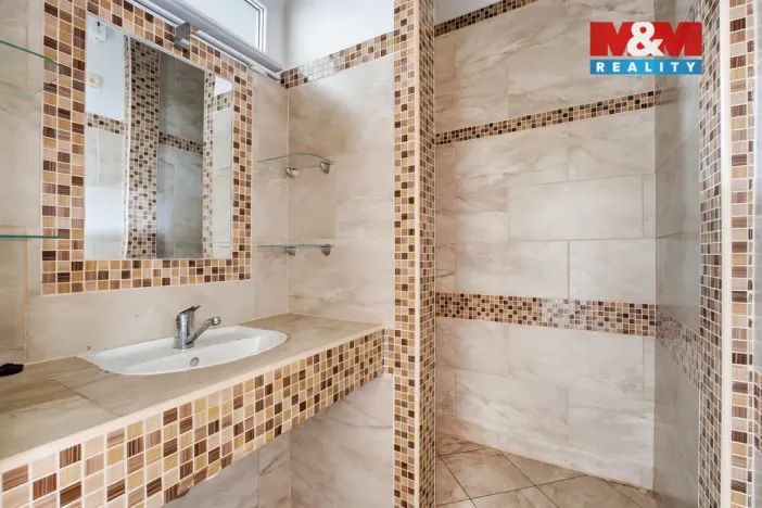 Prodej rodinného domu, Trmice, Za Humny, 198 m2