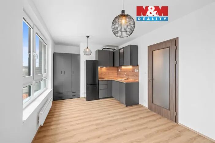 Prodej bytu 1+kk, Praha - Ruzyně, Stočesova, 26 m2