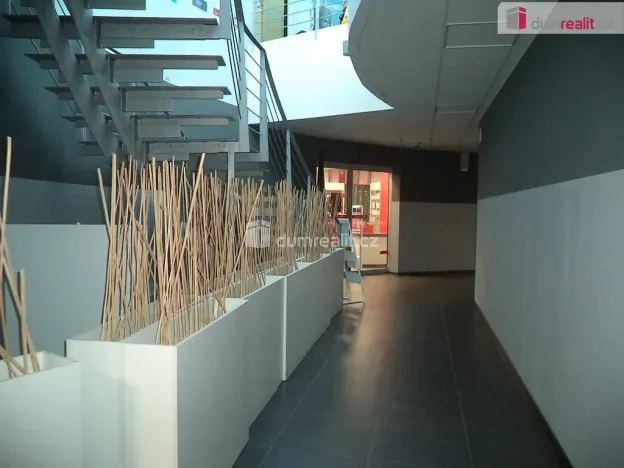 Pronájem obchodního prostoru, Ostrava, Krmelínská, 60 m2