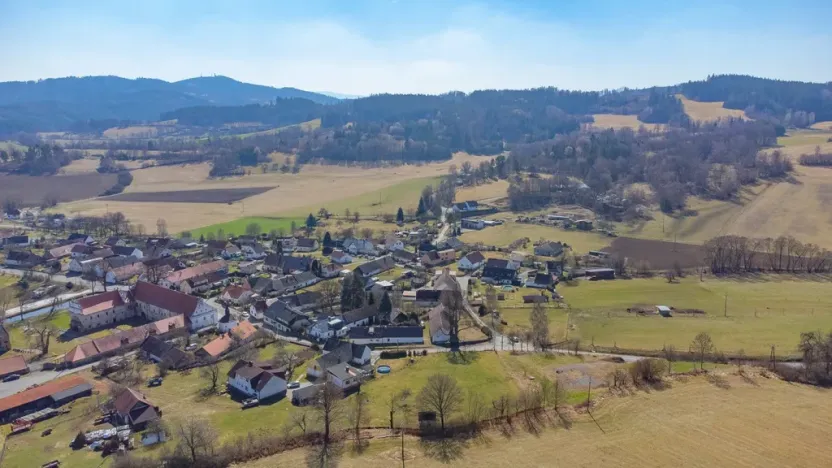 Prodej pozemku pro bydlení, Mokrosuky, 1629 m2