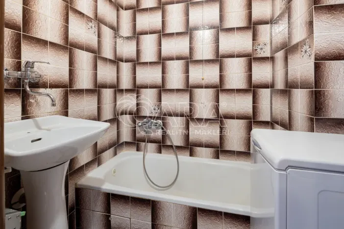 Prodej bytu 3+1, Praha - Vinohrady, Krátká, 79 m2