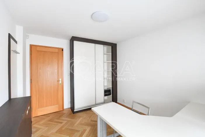 Pronájem kanceláře, Praha - Nové Město, Spálená, 127 m2