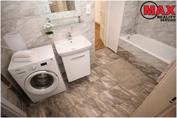 Pronájem bytu 3+kk, Praha - Vršovice, Bulharská, 80 m2