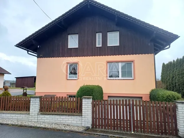 Prodej rodinného domu, Věšín, 264 m2