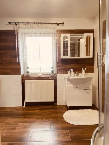 Prodej rodinného domu, Věšín, 264 m2