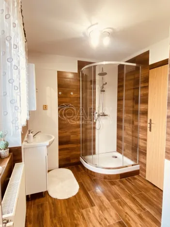 Prodej rodinného domu, Věšín, 264 m2