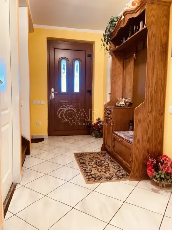 Prodej rodinného domu, Věšín, 264 m2