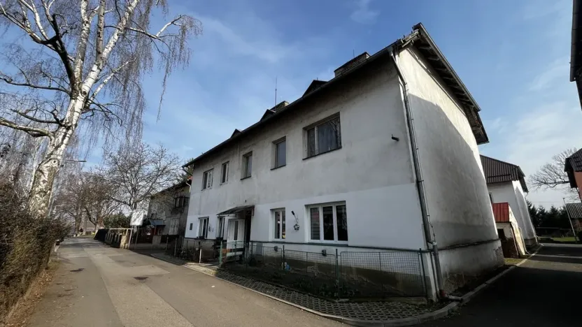 Prodej bytu 1+1, Křešice, Kolonie, 59 m2