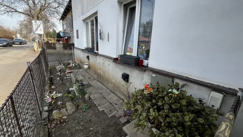 Prodej bytu 1+1, Křešice, Kolonie, 59 m2