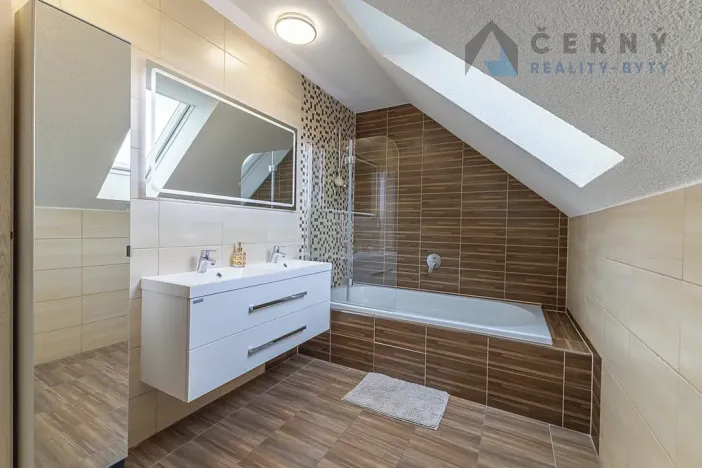 Prodej rodinného domu, Nová Ves, 153 m2