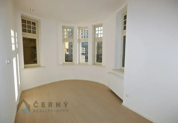 Prodej bytu 2+1, Liberec, Liliová, 149 m2