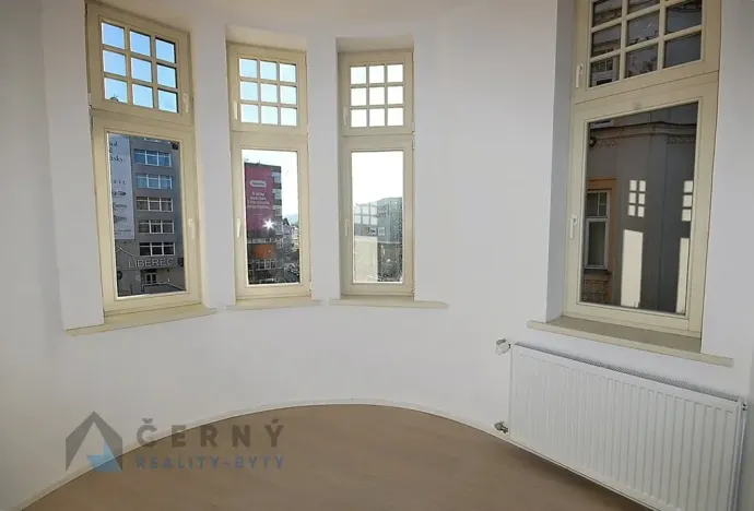 Prodej bytu 2+1, Liberec, Liliová, 149 m2