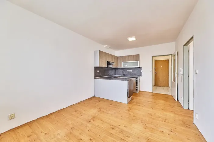 Prodej bytu 2+kk, Úpice, Národní, 46 m2