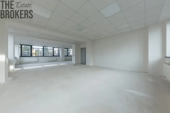 Pronájem kanceláře, Praha - Strašnice, Průběžná, 375 m2