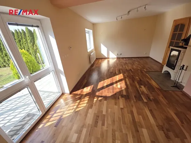 Prodej rodinného domu, Topolany, 169 m2