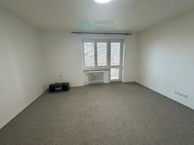 Pronájem bytu 3+1, Pardubice, Na Drážce, 70 m2