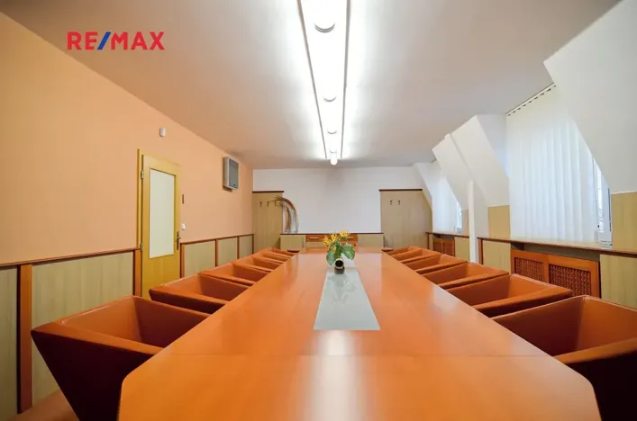 Prodej kanceláře, Břeclav, Slovácká, 192 m2