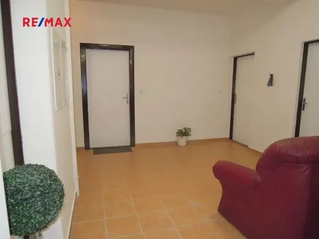 Pronájem kanceláře, Kyjov, 72 m2