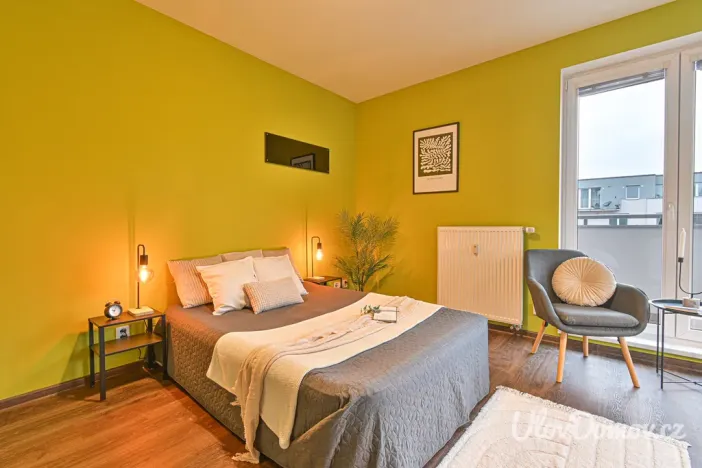 Pronájem bytu 1+kk, Praha - Záběhlice, Mikanova, 33 m2