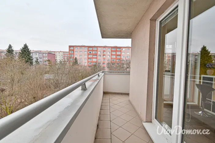 Pronájem bytu 1+kk, Praha - Záběhlice, Mikanova, 33 m2