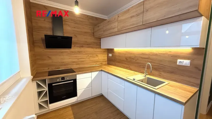 Pronájem bytu 2+1, Břeclav, Hájová, 58 m2