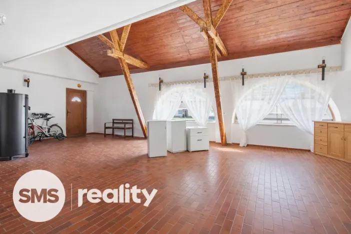 Prodej komerční nemovitosti, Březí, Dunajovická, 476 m2