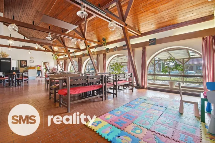 Prodej komerční nemovitosti, Březí, Dunajovická, 476 m2