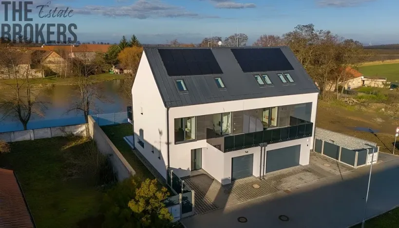 Prodej rodinného domu, Tursko, Jezdecká, 214 m2