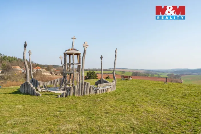 Prodej rodinného domu, Líský, 240 m2