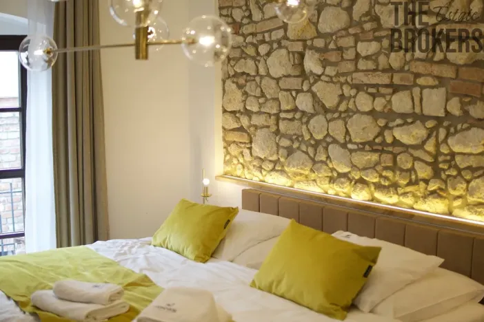 Prodej ubytování, Mikulov, Koněvova, 579 m2