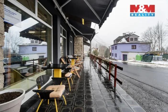 Prodej obchodního prostoru, Kraslice - Tisová, 560 m2