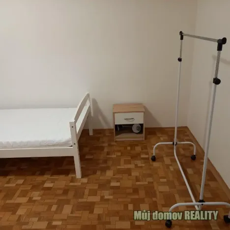 Pronájem bytu 3+1, Praha - Střížkov, Cvikovská, 55 m2