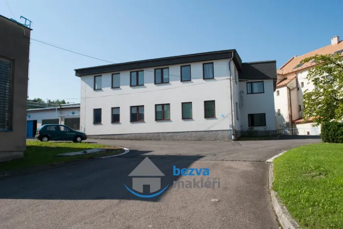 Pronájem výrobních prostor, Skuteč, Husova, 68 m2
