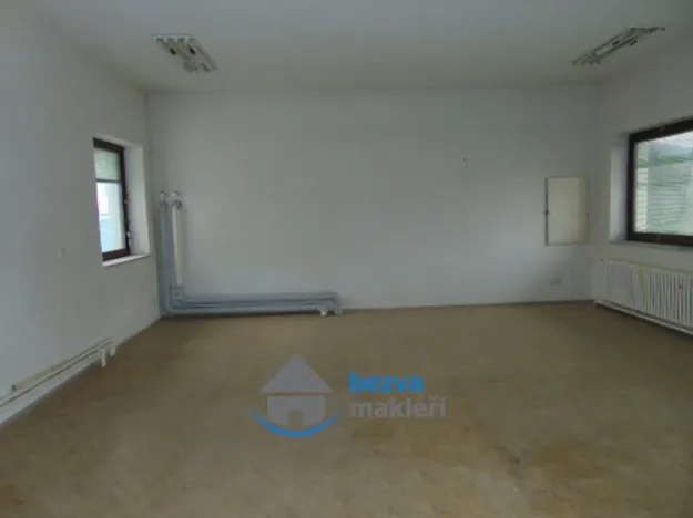 Pronájem výrobních prostor, Skuteč, Husova, 68 m2