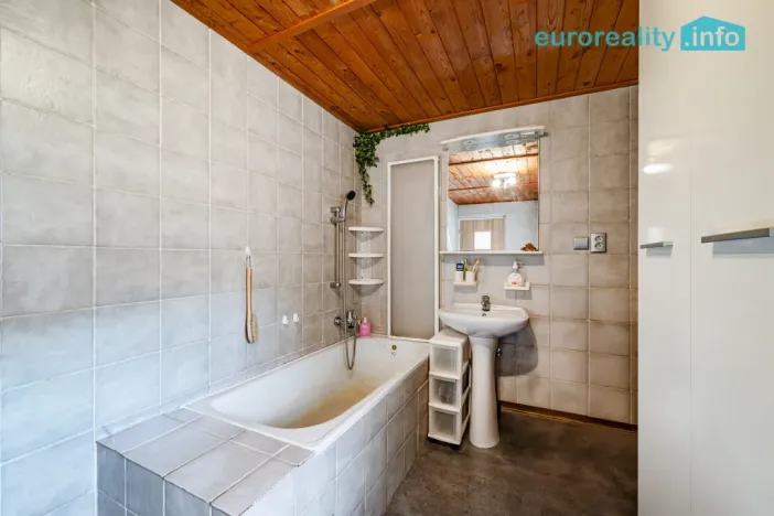 Prodej rodinného domu, Kraslice, Jiráskova, 95 m2